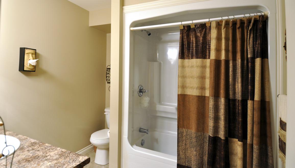 Le Bercail Apartments Bathroom Image