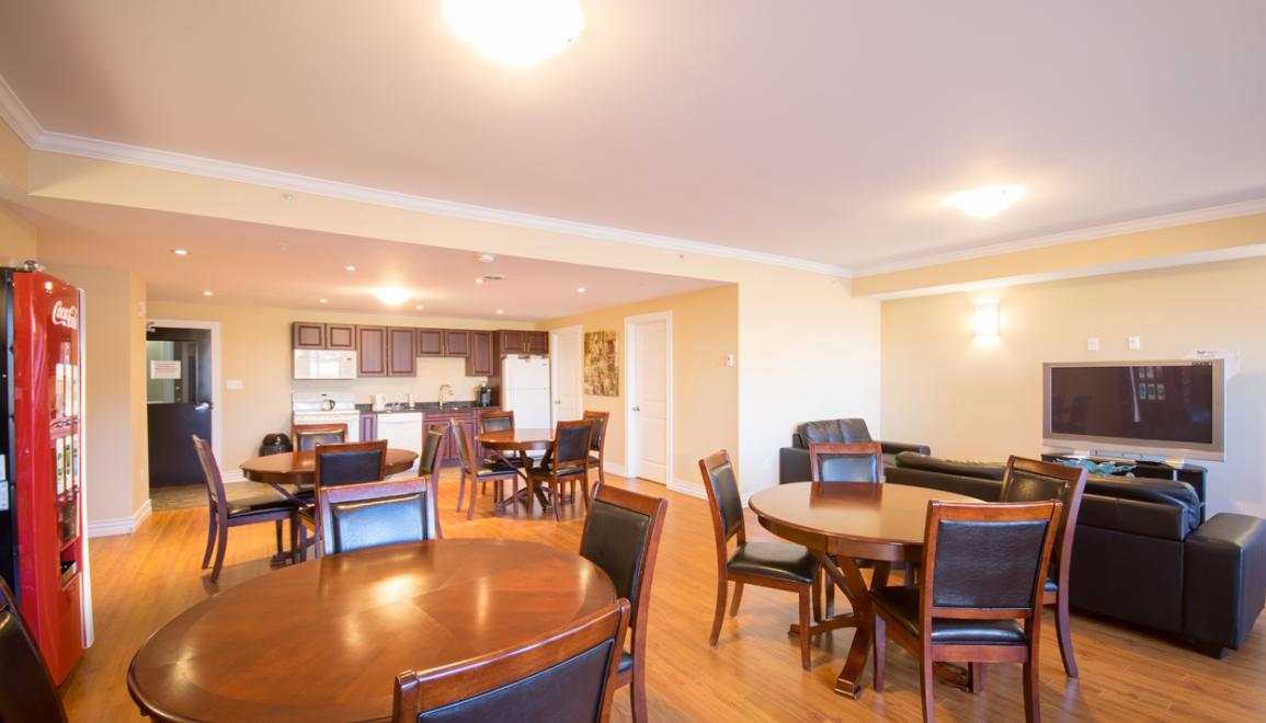 The Willow Apartments Common Room Image