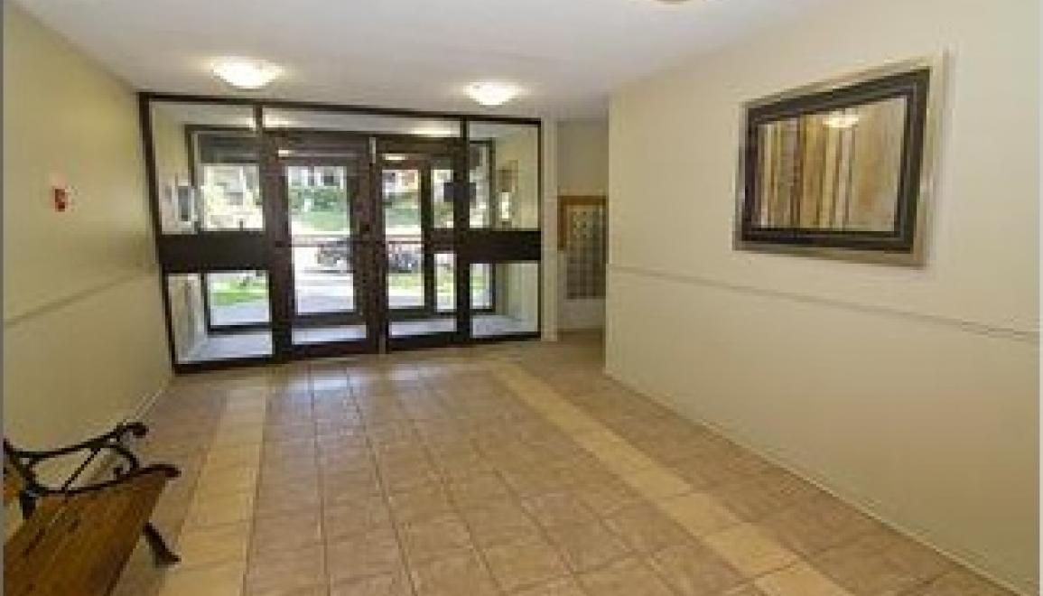 Mountainview Apartments Lobby Image