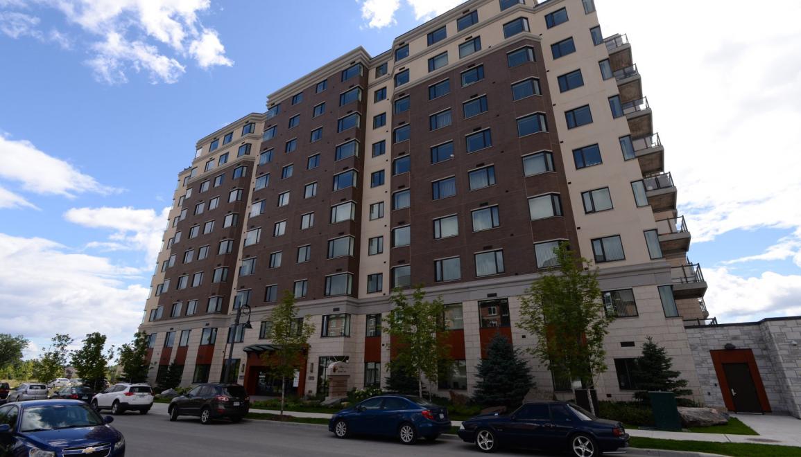 William's Court Building B Exterior Image