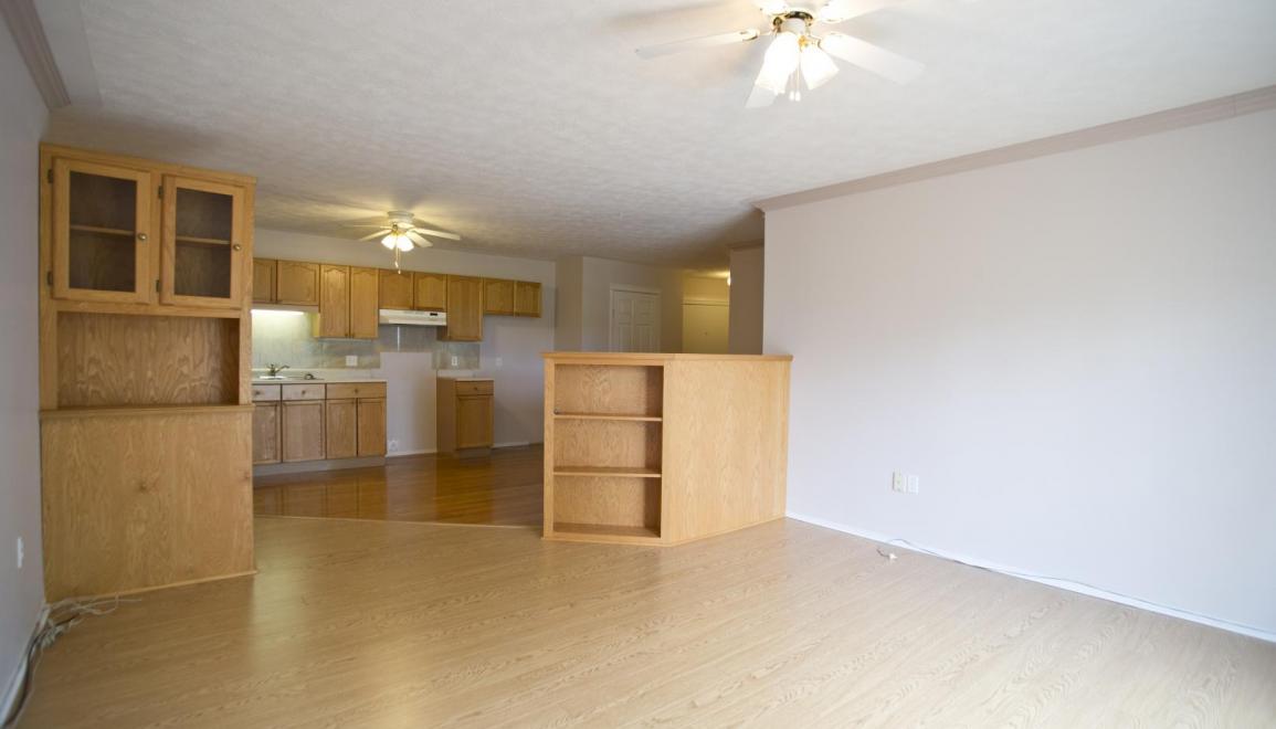 Country Place Living Room & Kitchen Image