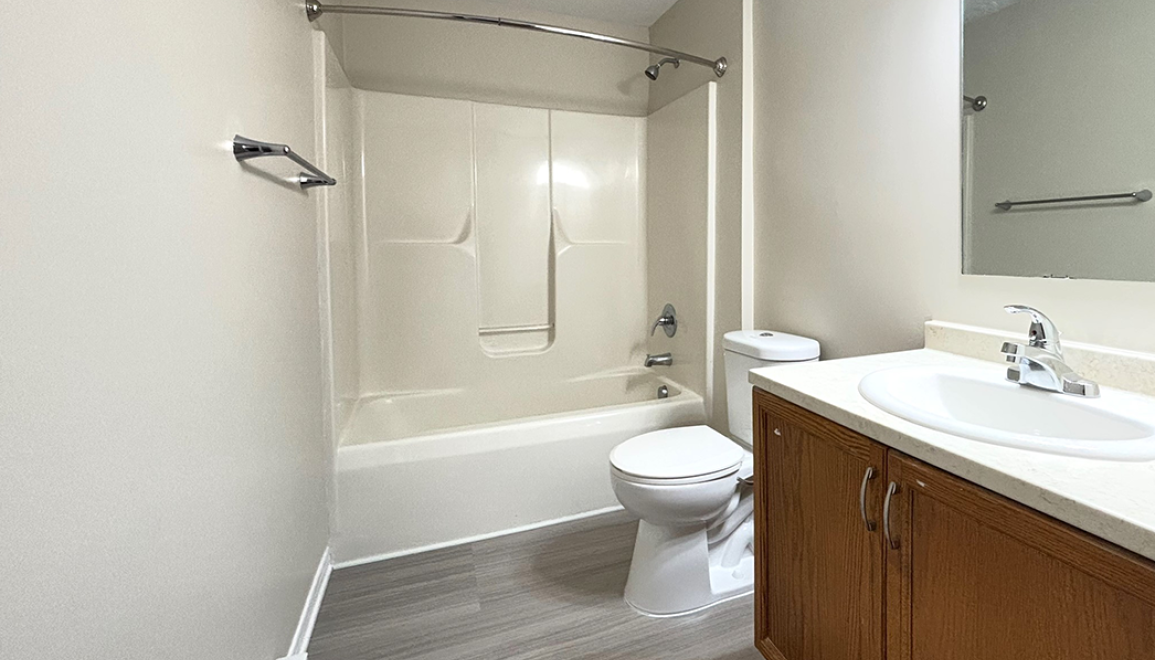 Gauvin Road Apartments Bathroo