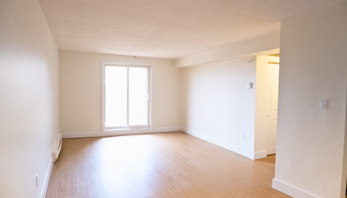  Veronica Drive Renovated Living Room With Balcony Access