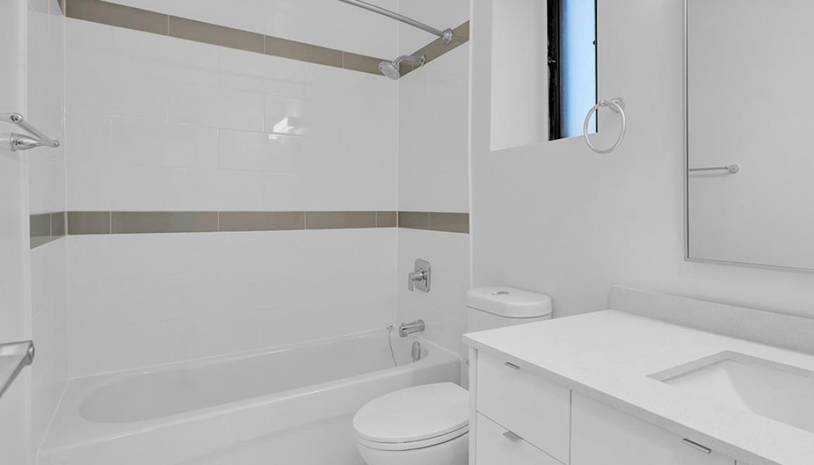 671 Woolwich Renovated Bathroom