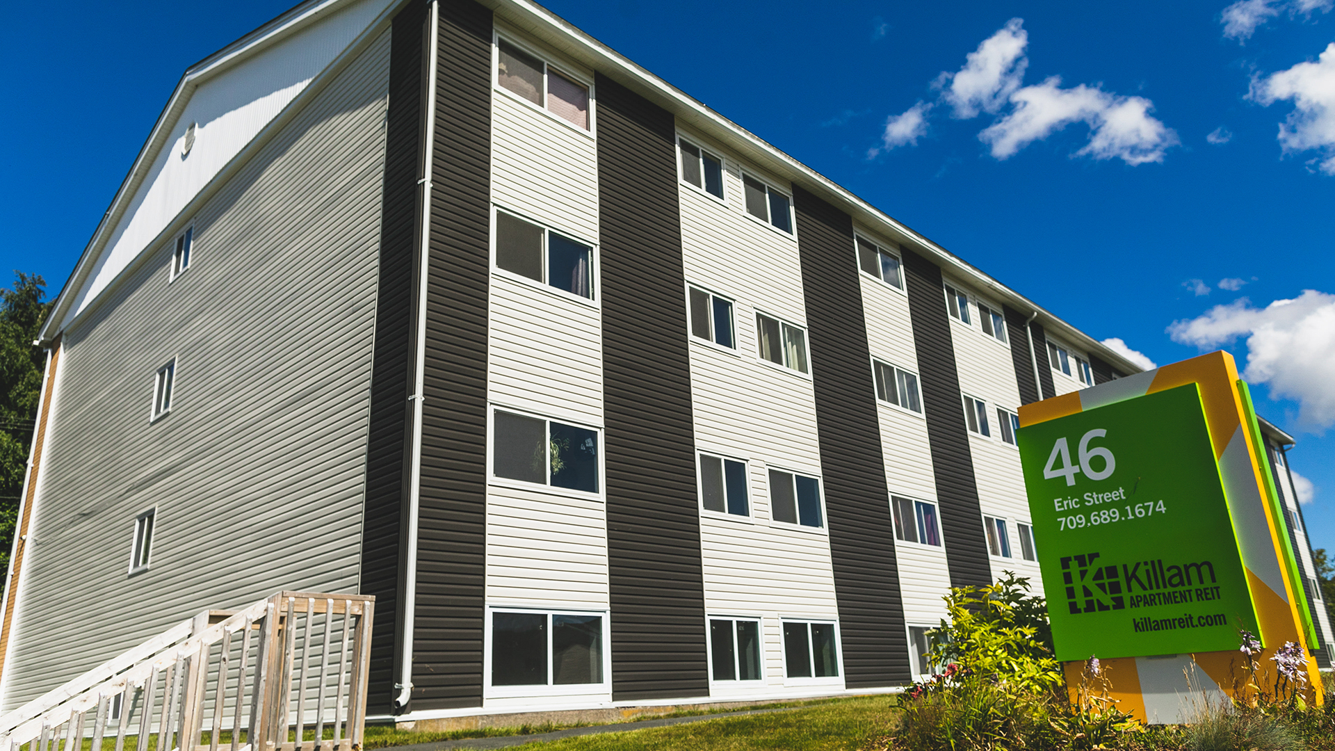 Cornwall Manor Apartments Exterior Building Image