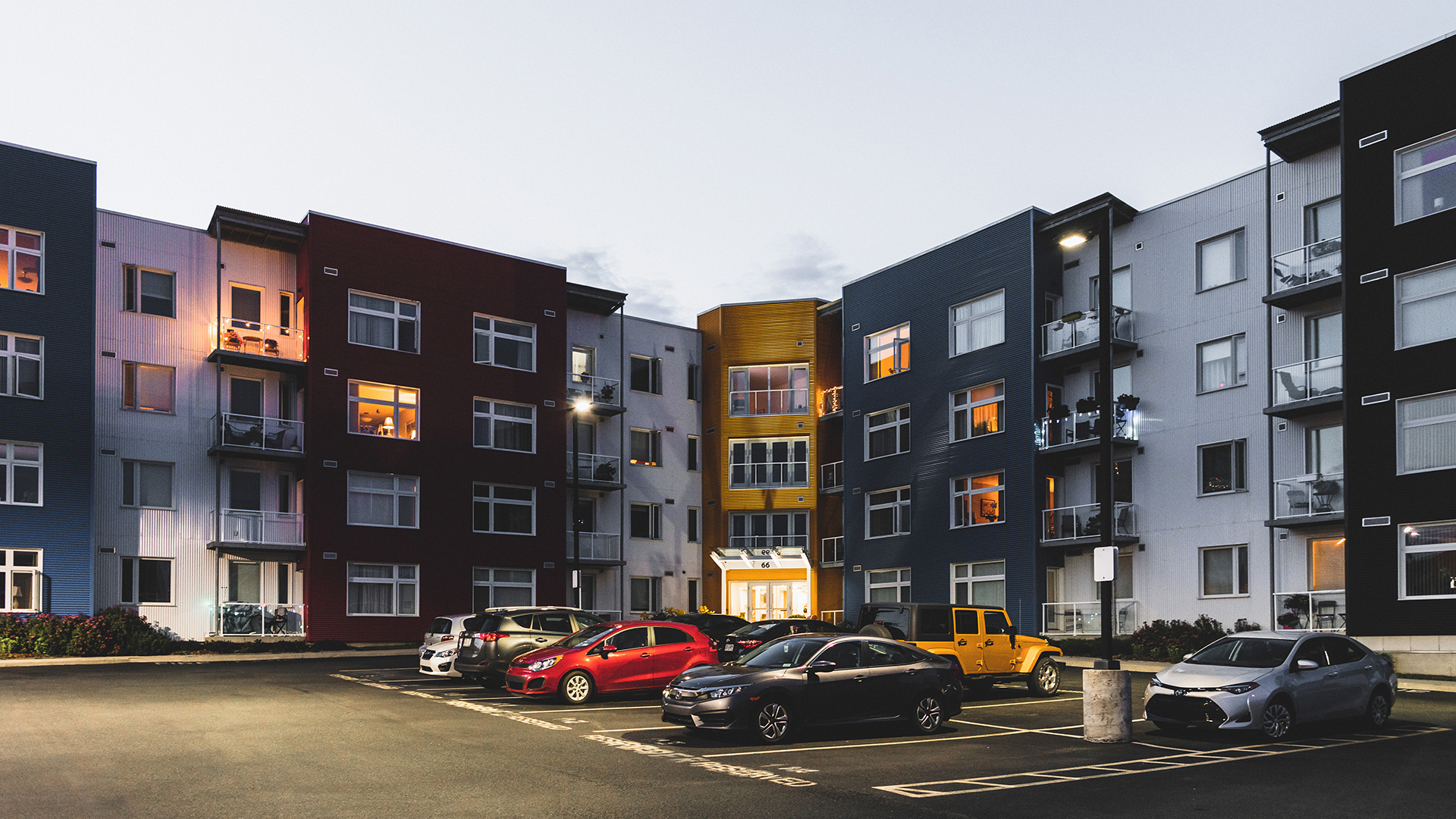 Bennett House Apartments Exterior Building Image