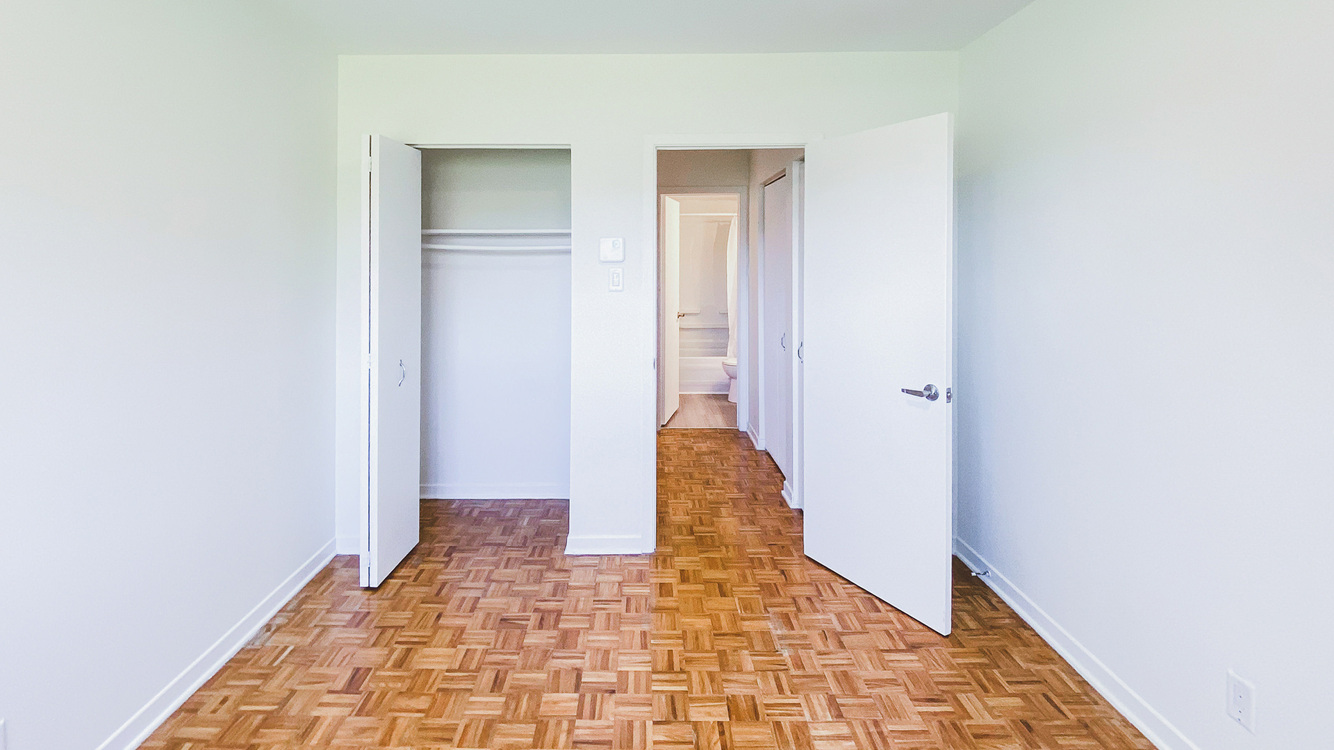 170 Torbay Road Apartments Renovated Bedroom Image