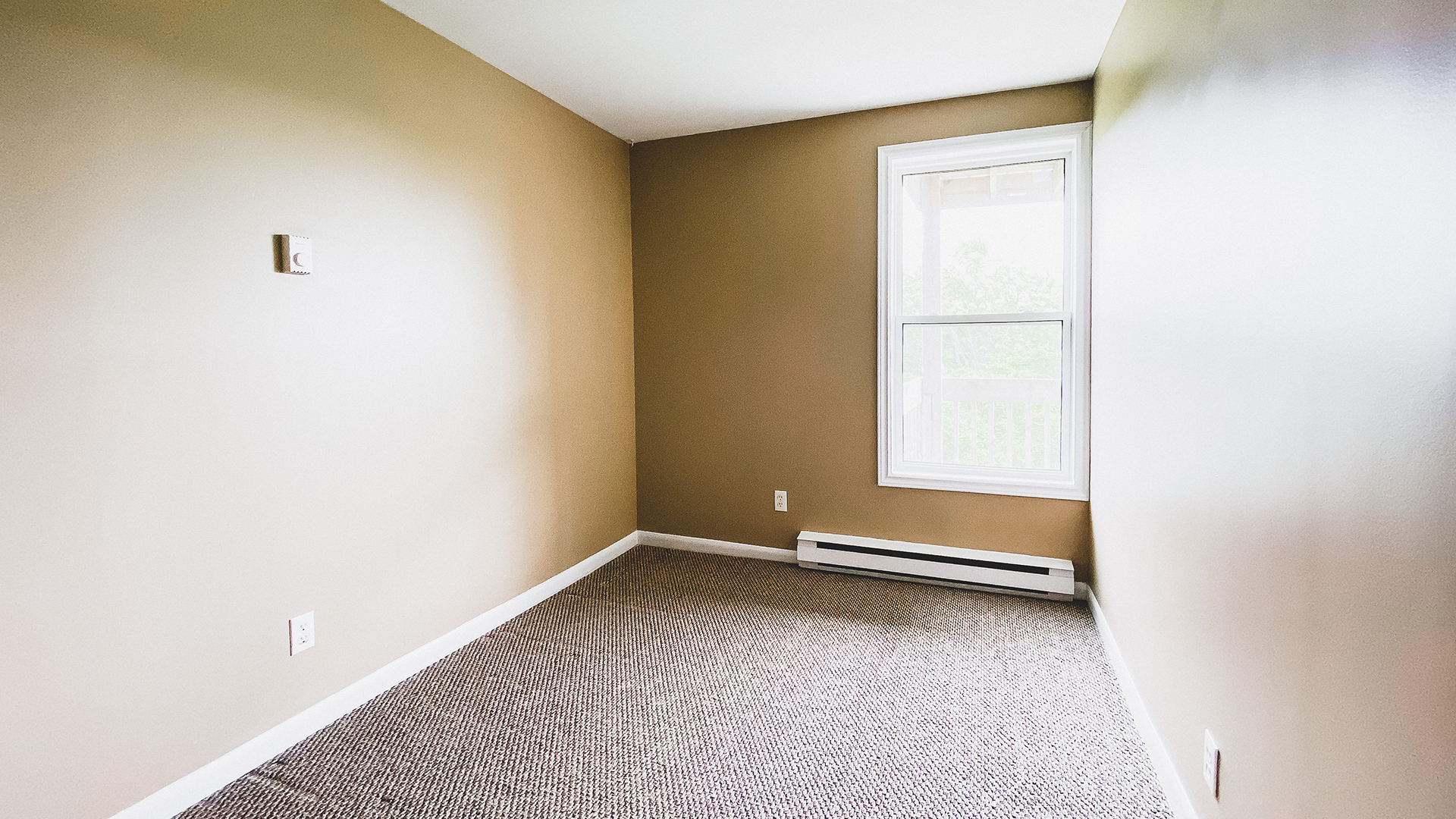 Blackshire Court Bedroom 2 Image