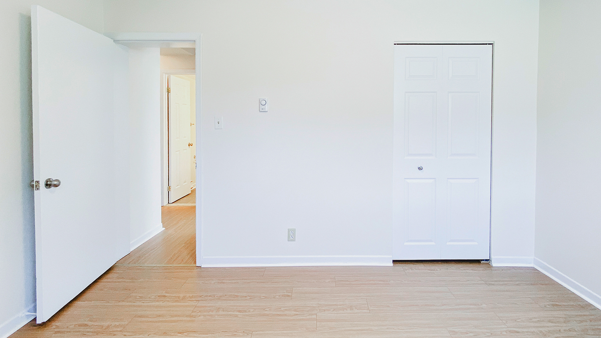 Freshwater Apartments Bedroom Image