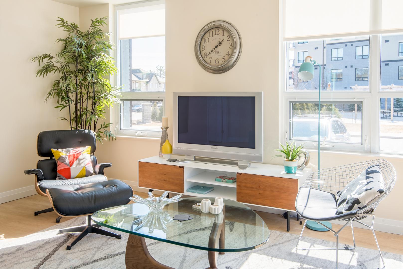 Saginaw Park Apartments Living Room Image
