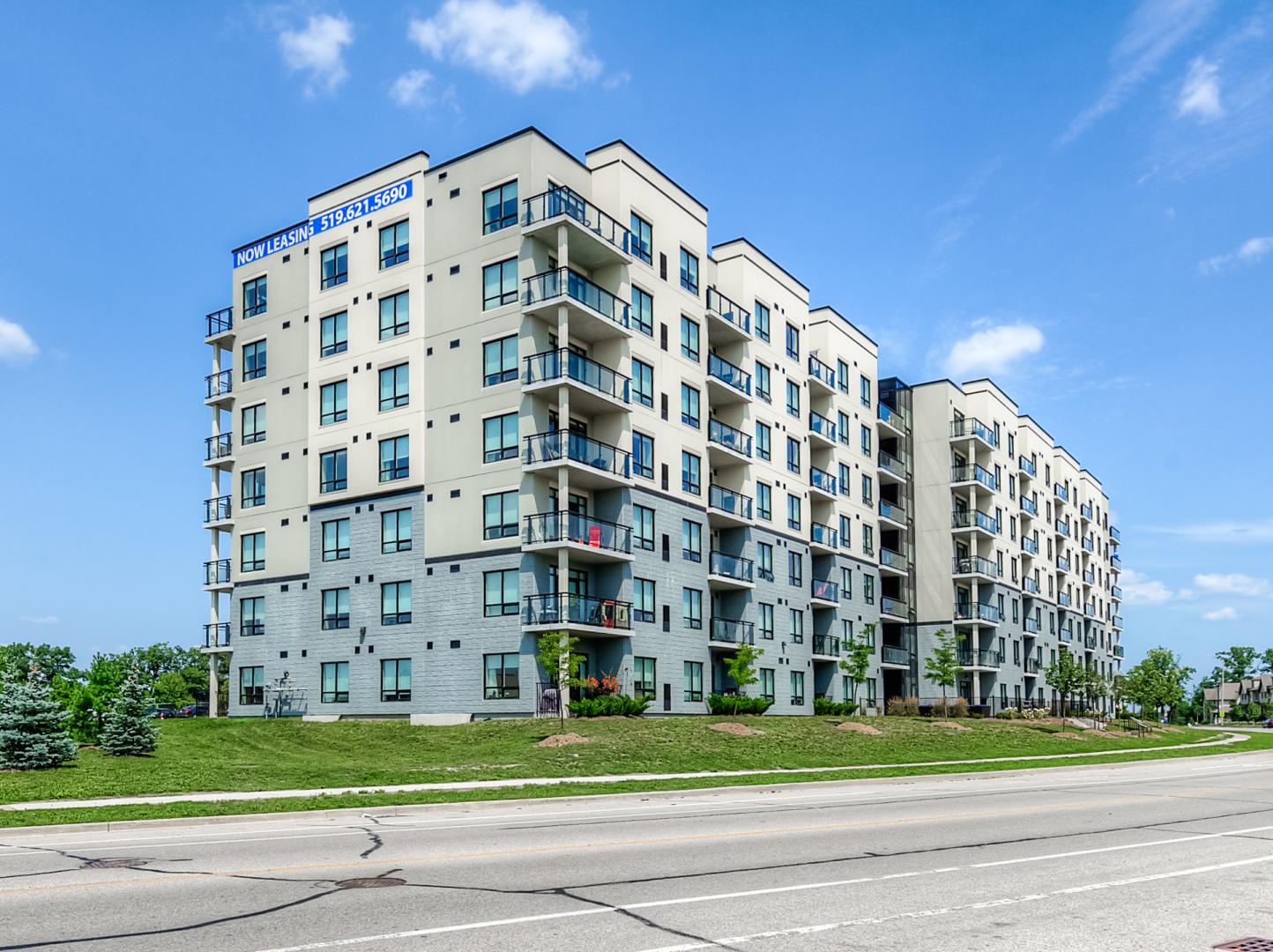 Saginaw Gardens Apartment Exterior Image