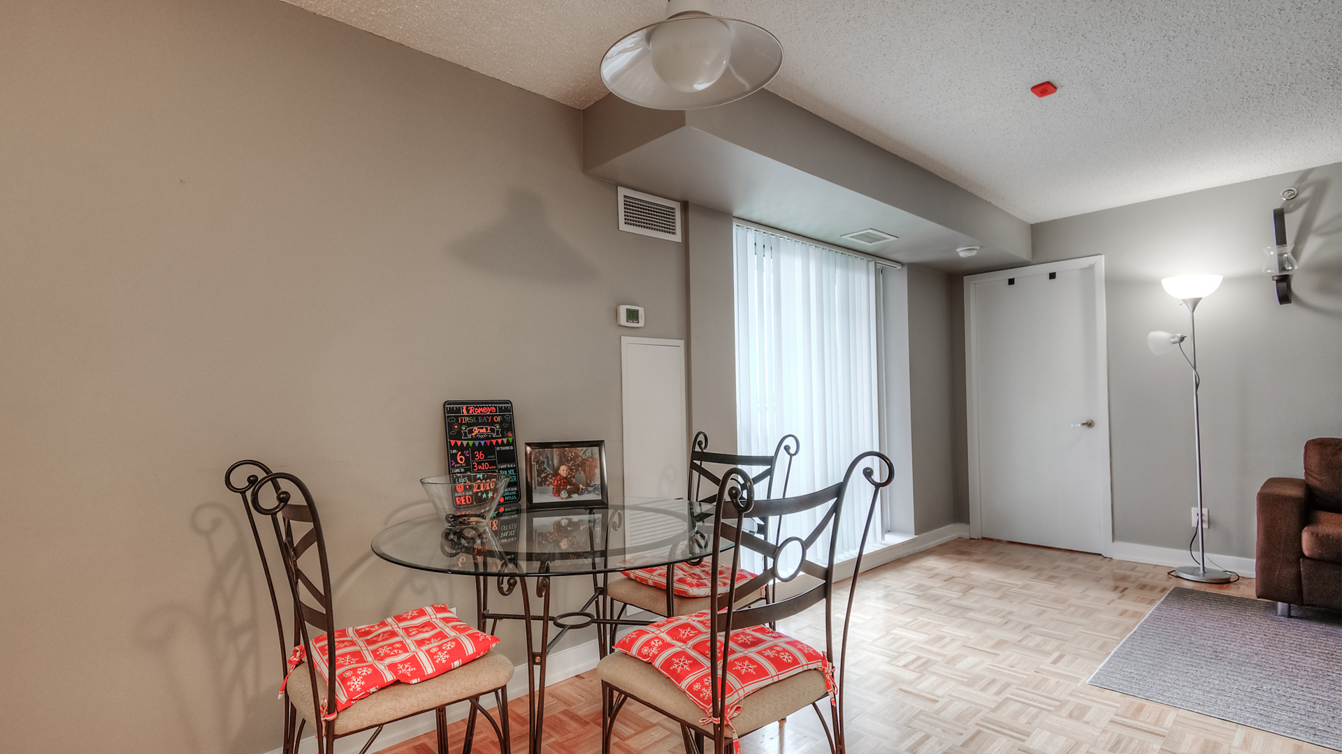 100 Lower Ossington Avenue DIning Room Image