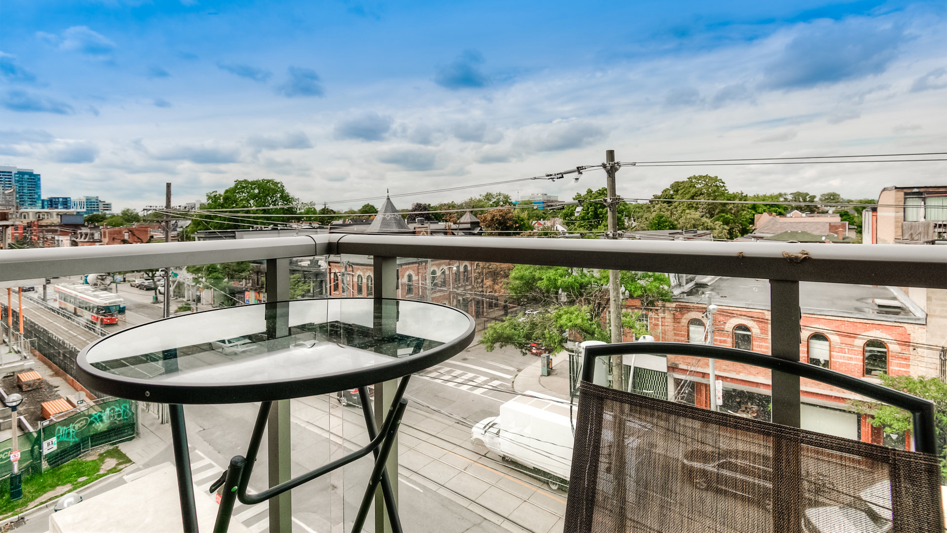 100 Lower Ossington Avenue Balconey Image
