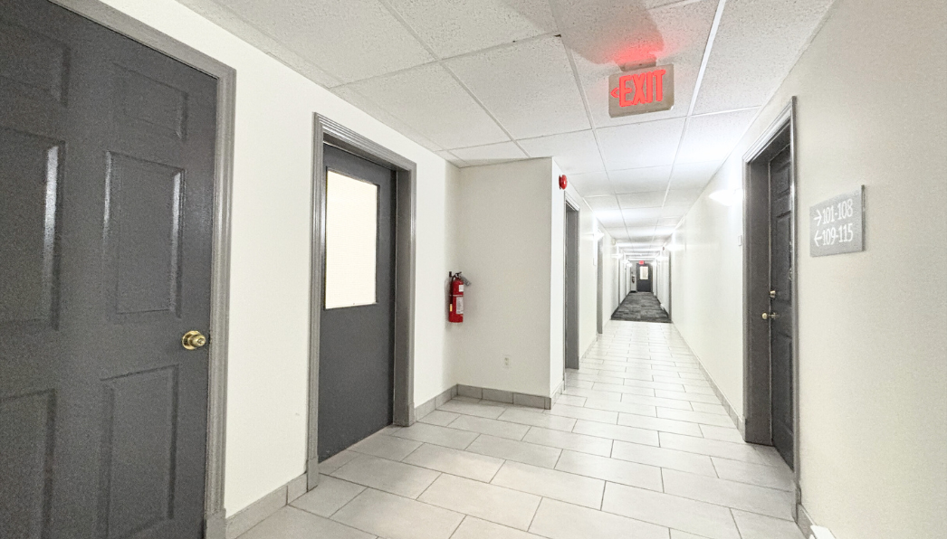 100 Archibald Hallway