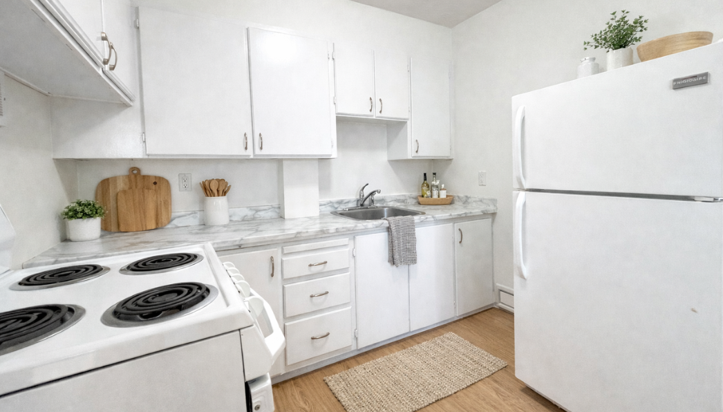 Centennial Towers & Braemore Plaza - Kitchen