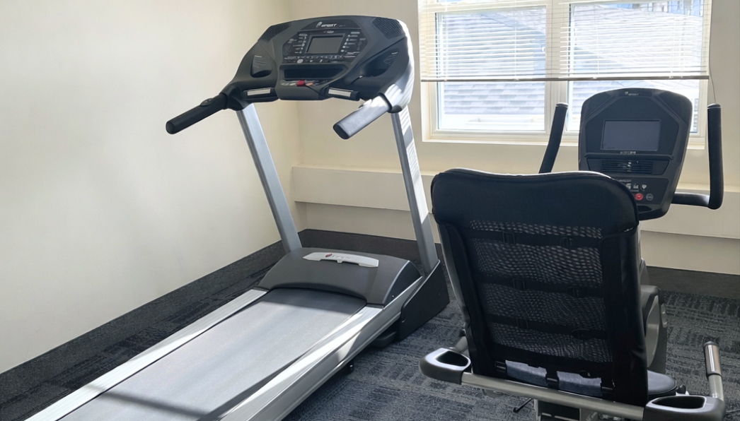 Woodbury Gardens Fitness Room Image