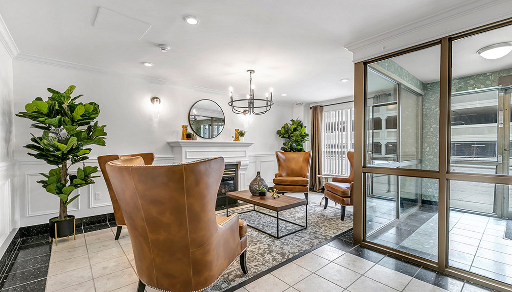 Rivers Edge 1 Apartments Renovated Lobby