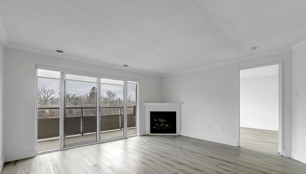 Rivers Edge 1 Balcony