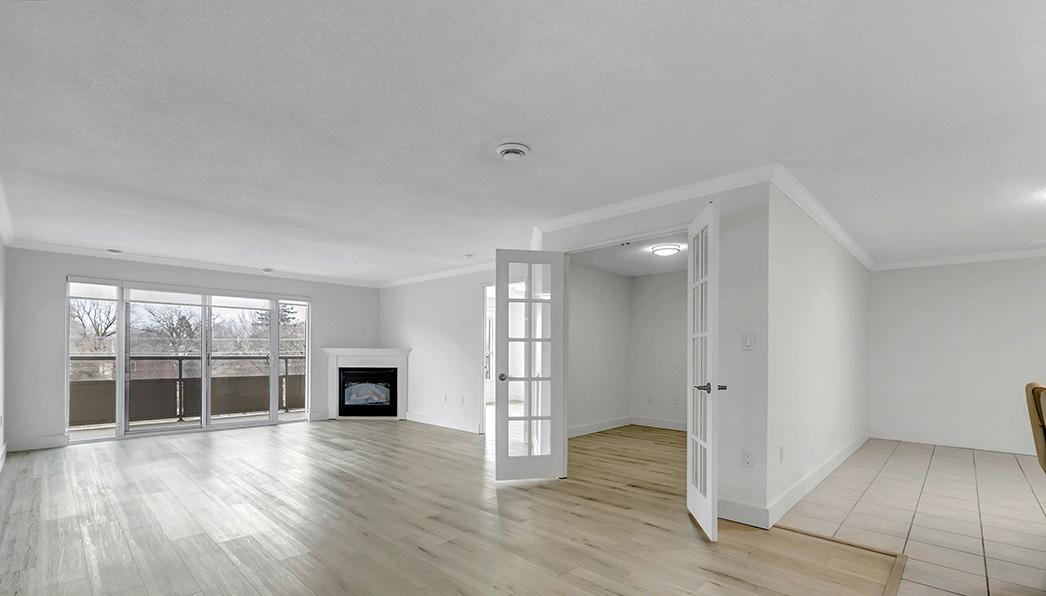 Rivers Edge 1 ApartmentsRenovated Living Space