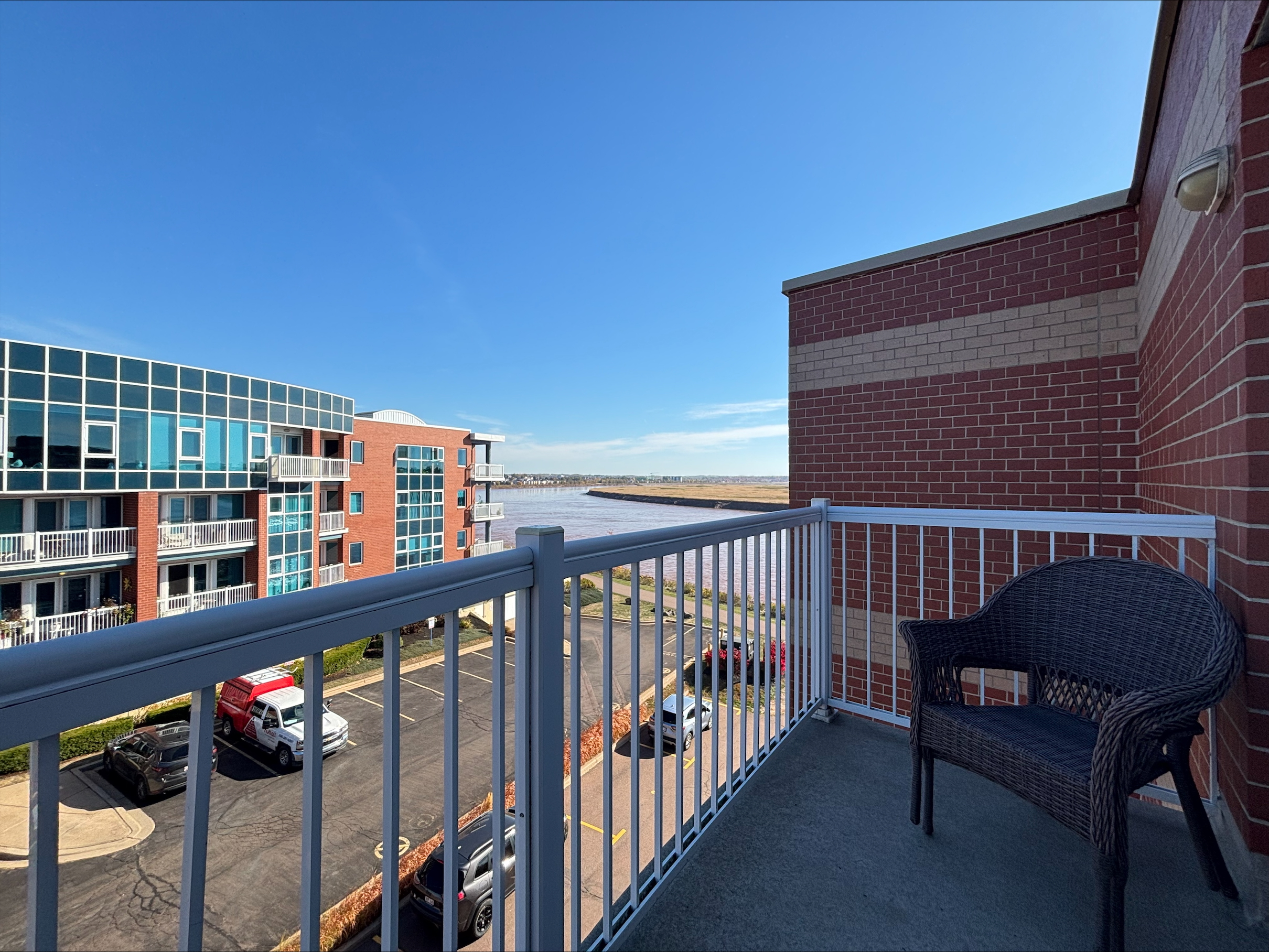 54 Assomption balcony