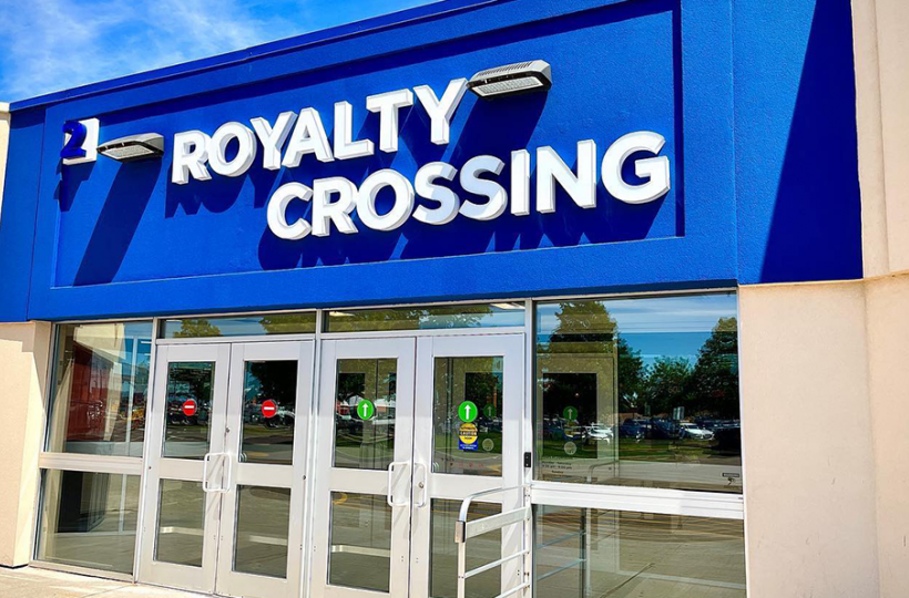 Royalty Crossing Mall Entrance