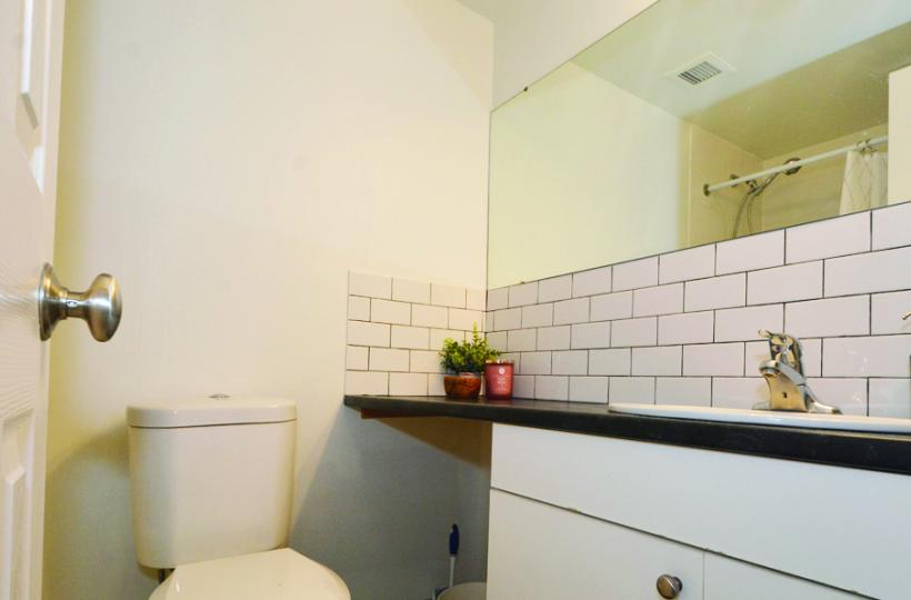 Spring Garden Terrace Bathroom