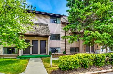 Spruce Grove Lane Apartments Exterior Image