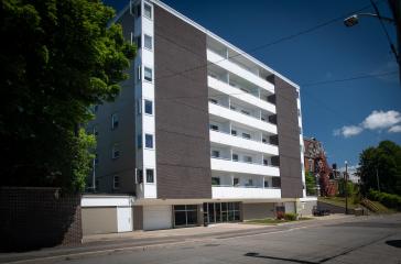 Carleton Towers Exterior Image