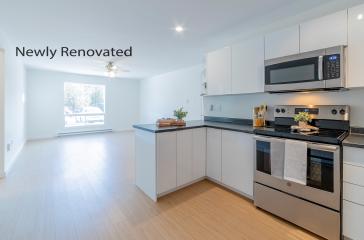 Cedar Glen Apartments Newly Renovated Kitchen and Livijng Space Image