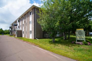 Pine Glen Apartments Exterior Image