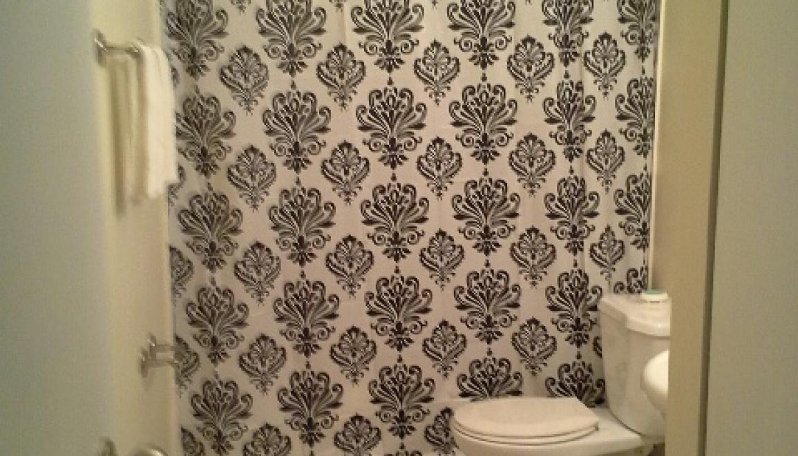 Westwood Apartments Bathroom Image
