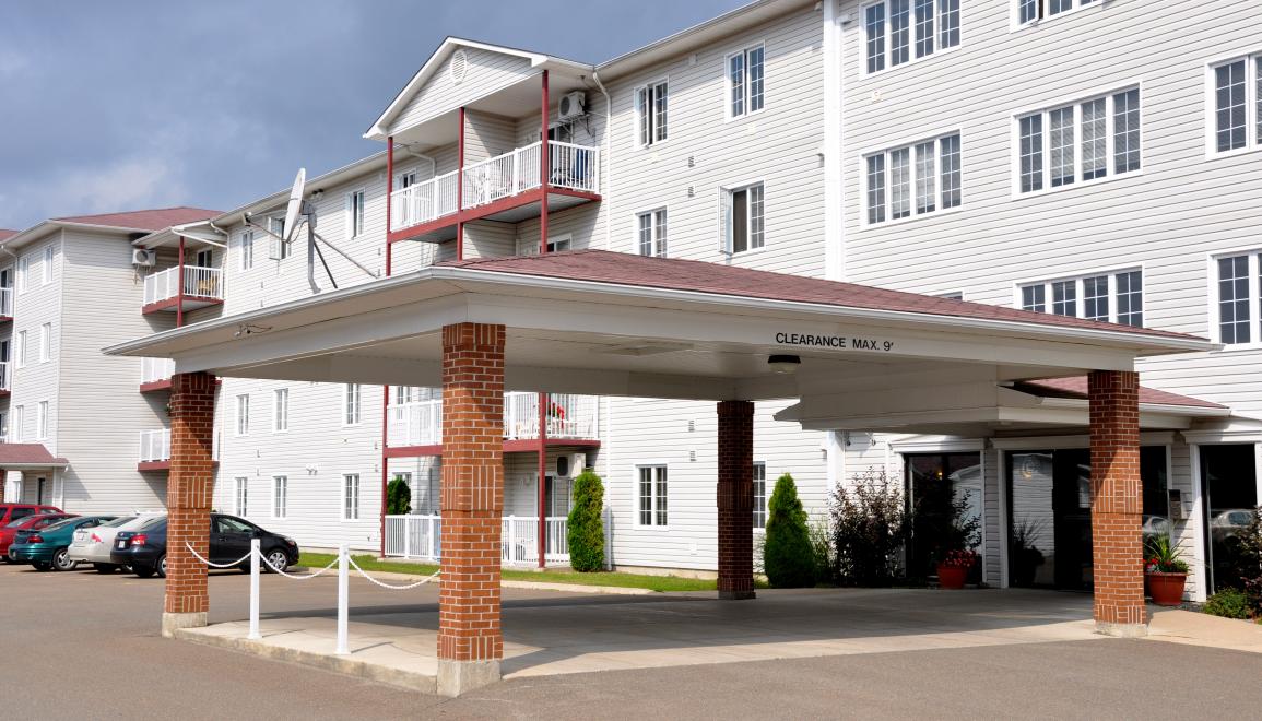 Woodbury Place Apartments Exterior Building Entrance Image