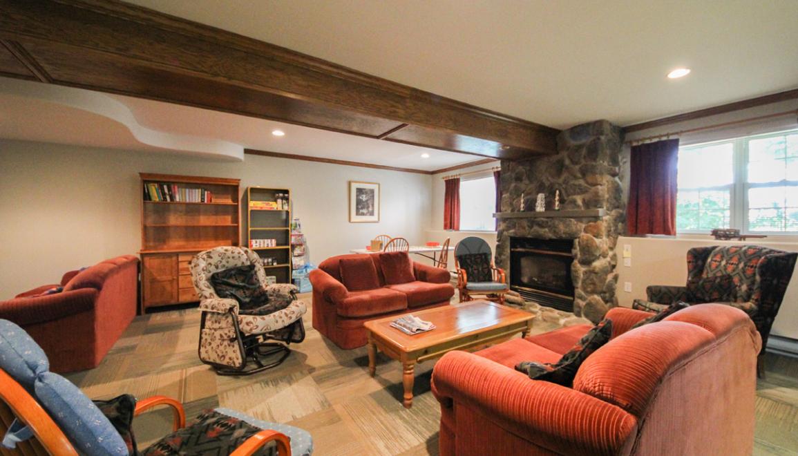 360 Acadie Avenue Apartments Common Room Image