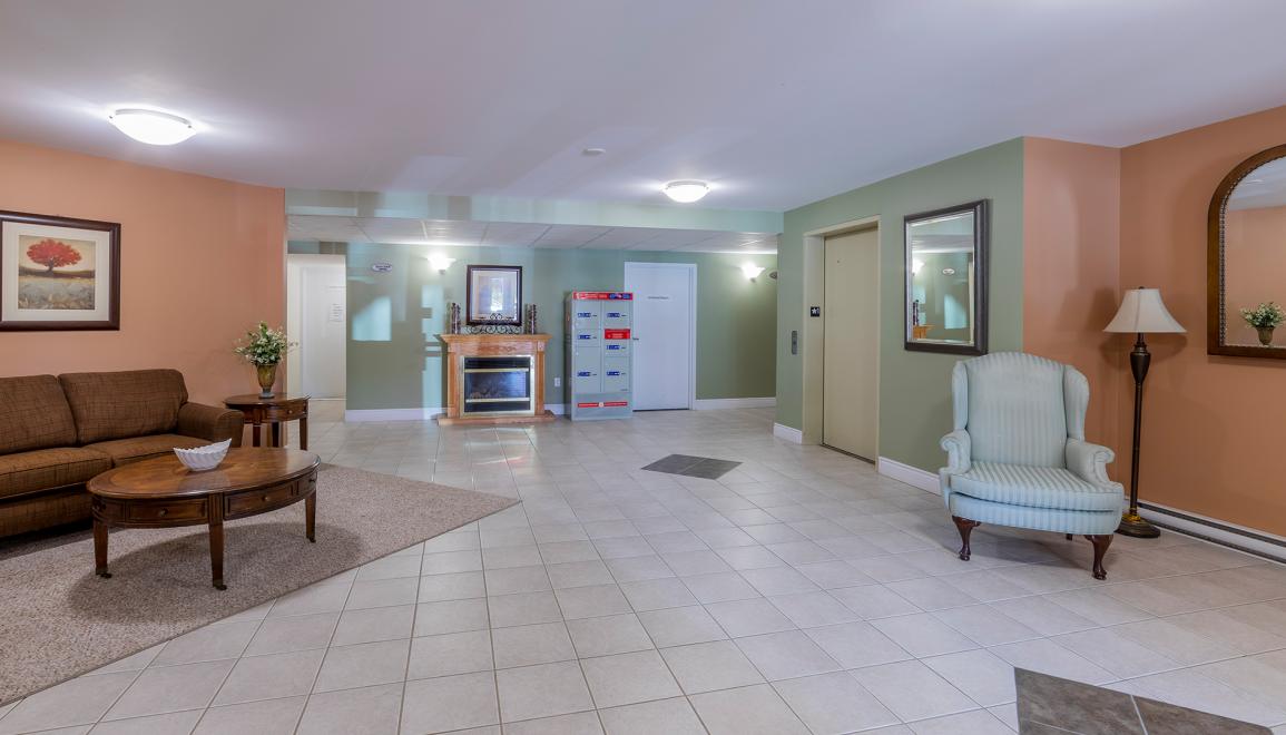 Blue Rock Estates Apartment Lobby Image