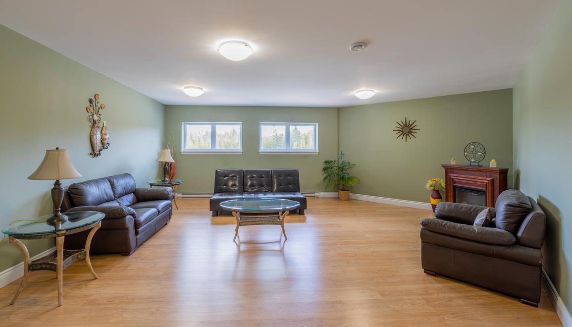 Blue Rock Estates Apartment Common Room Image