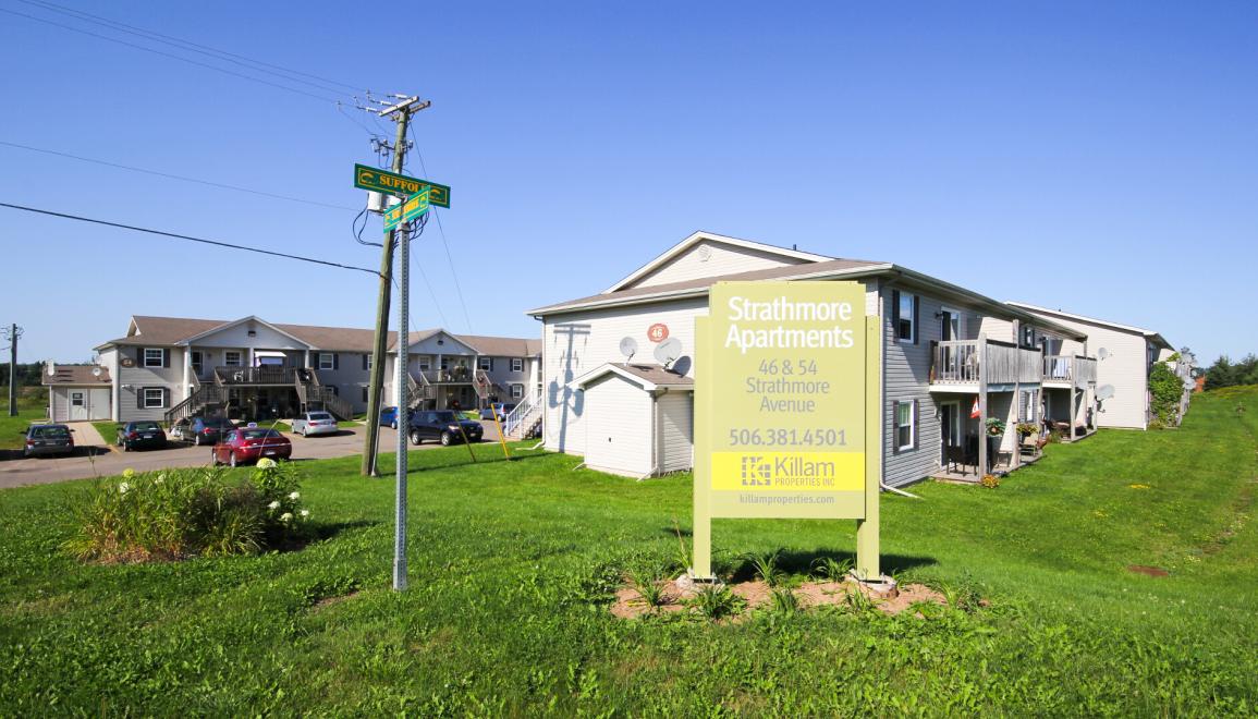 Strathmore Apartments Exterior Image