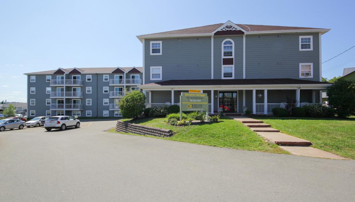 360 Acadie Avenue Apartments Exterior Image 2