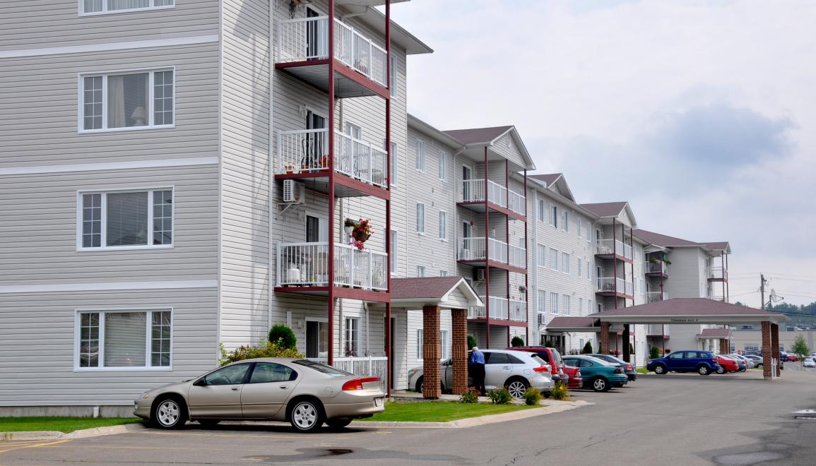 Woodbury Place Apartments Exterior  Image 3