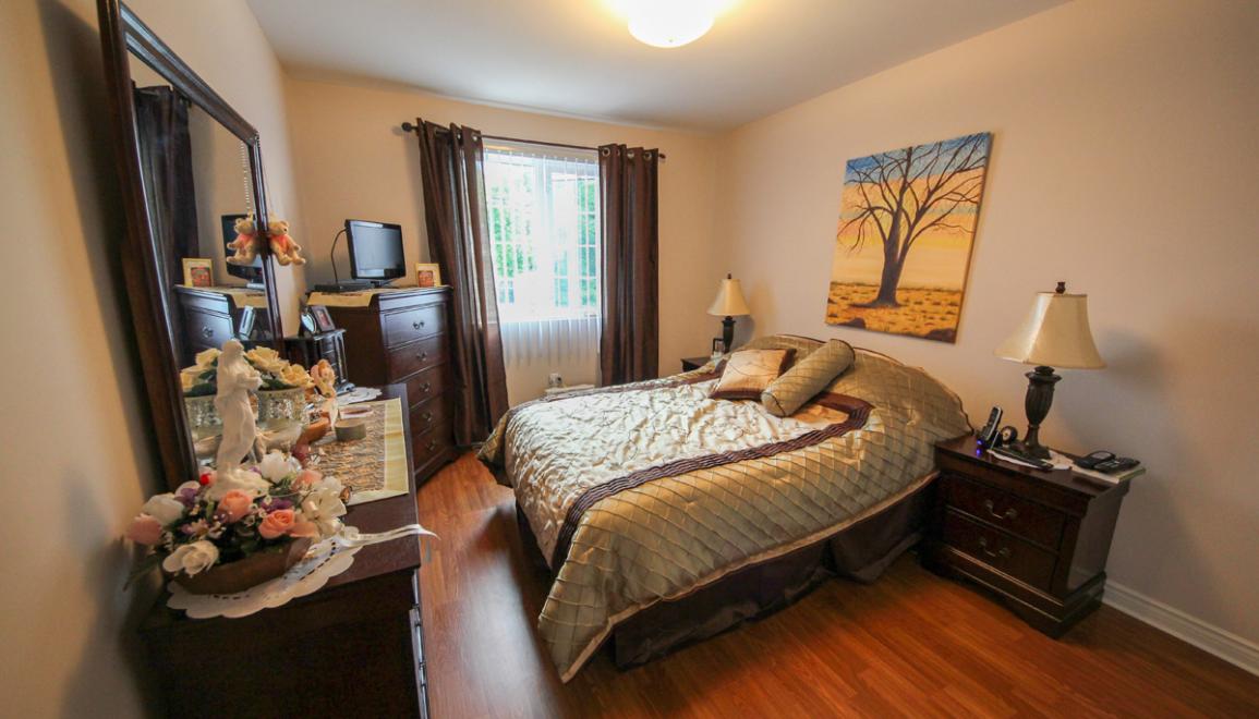 101 Archibald Bed Room Image