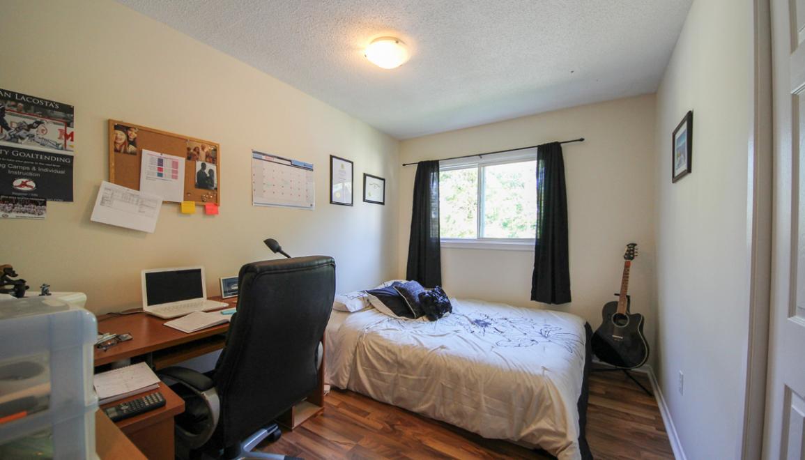 116 & 126 Wilsey Apartments Bedroom 1 Image