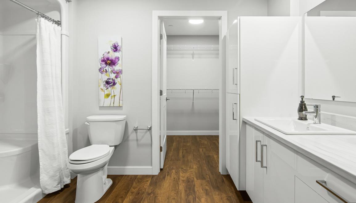 Emma Place Type 2 Bathroom Image
