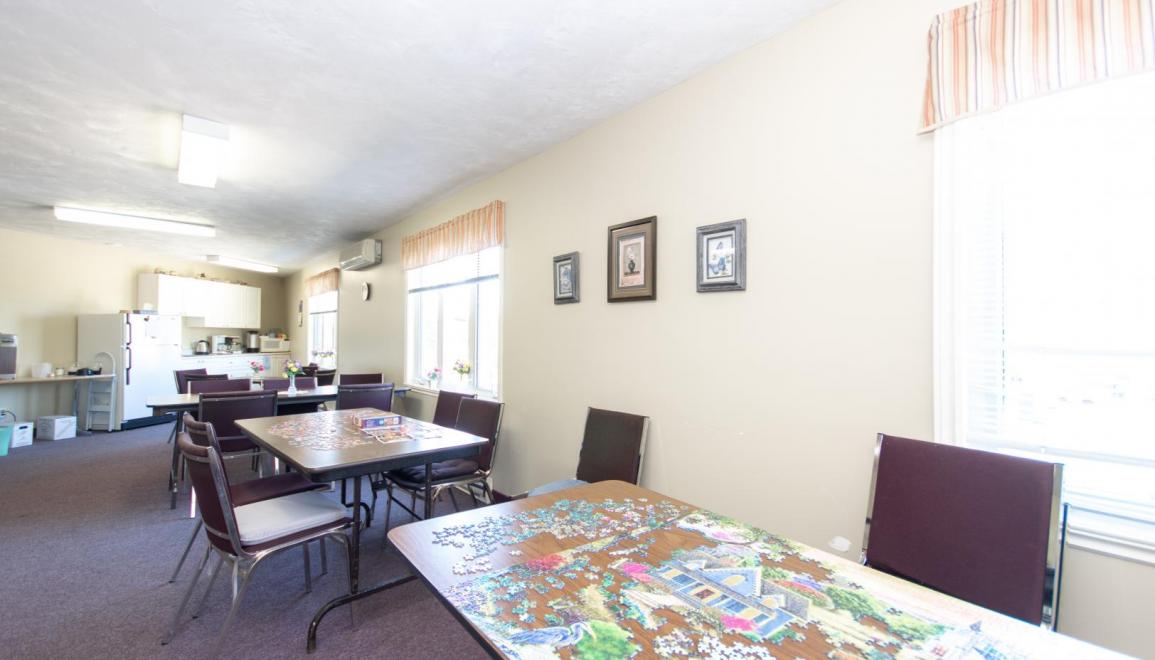 Woodbury Terrace Apartments Common Room Image