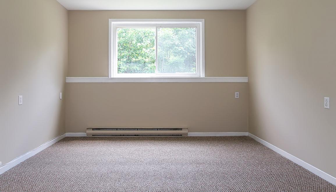 Meadowland Manor Living Room Image