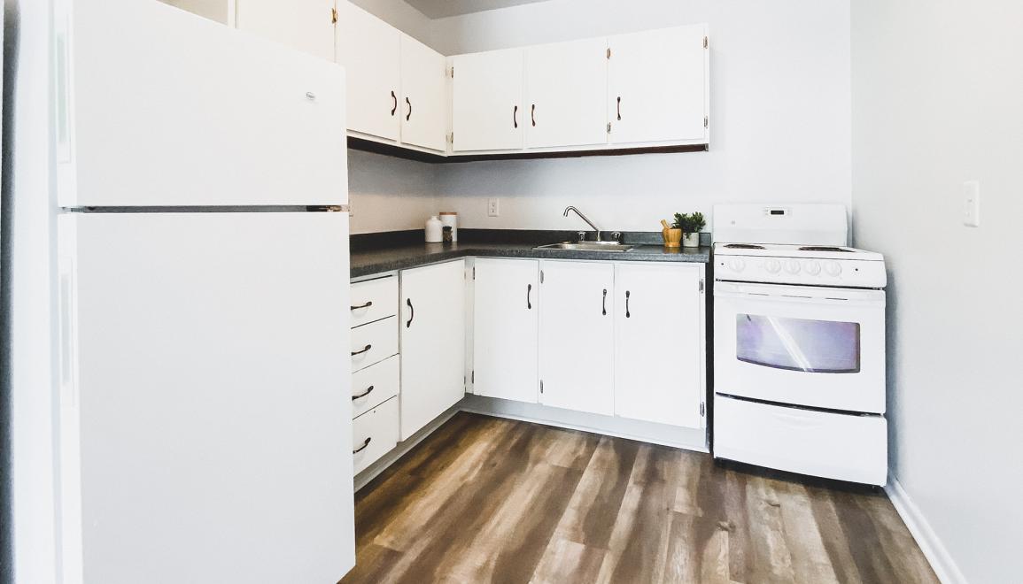 Forest Manor Apartments Kitchen Closeup Image