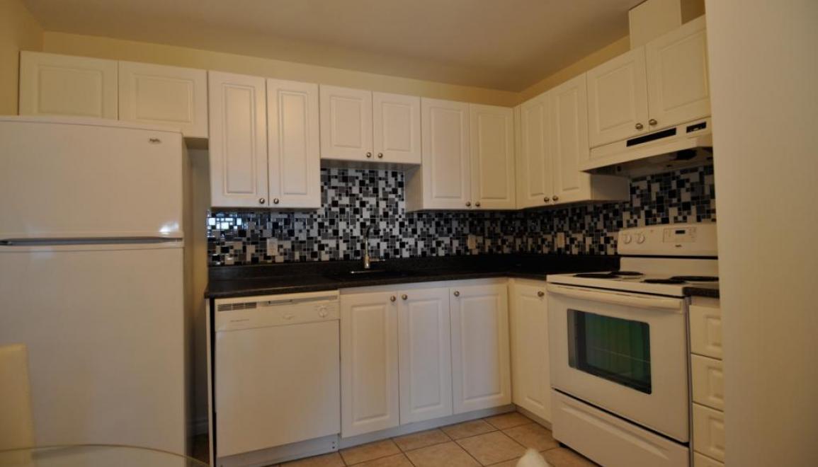21 Parkland Kitchen 2 Image