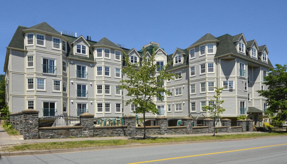 6101 South Exterior Image
