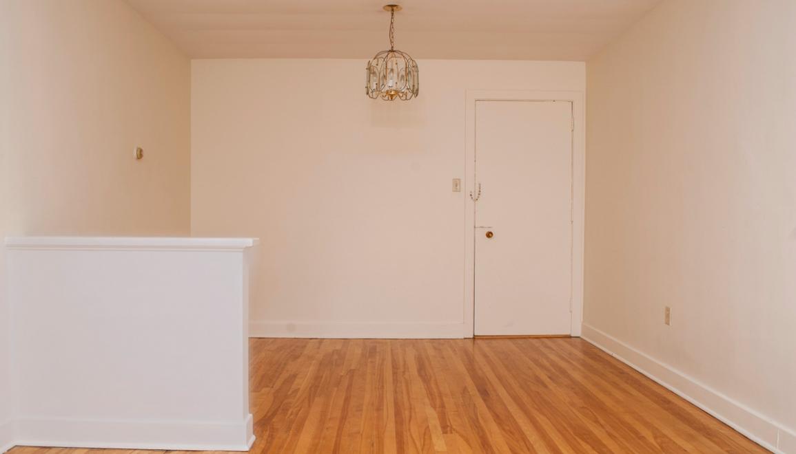 3565 Connaught Avenue Entry Image