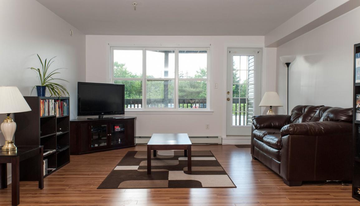 Parkridge Place Living Room Image