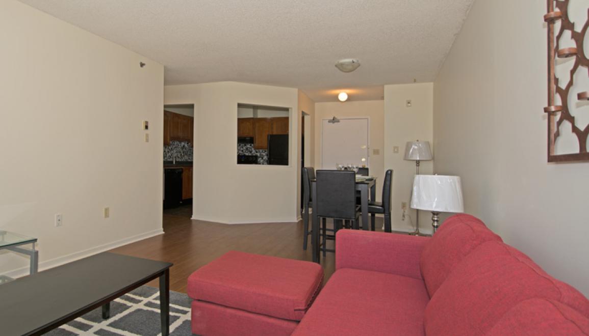 50 Barkton Lane Living Room & Kitchen Image