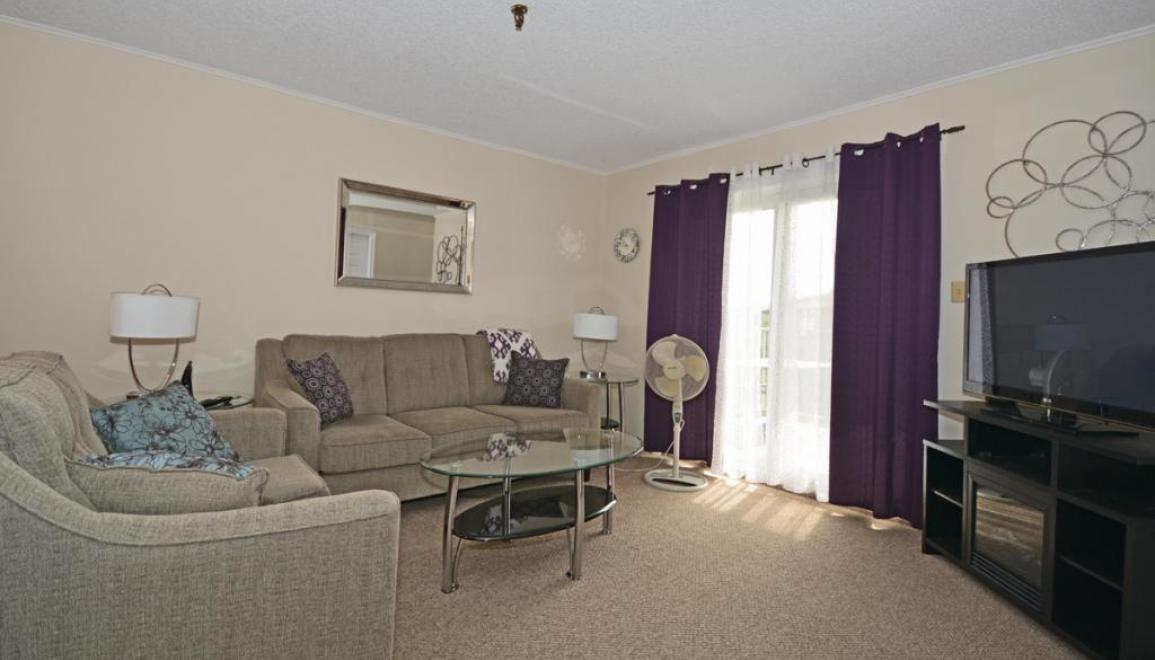294-300 Main Avenue Living Room Image